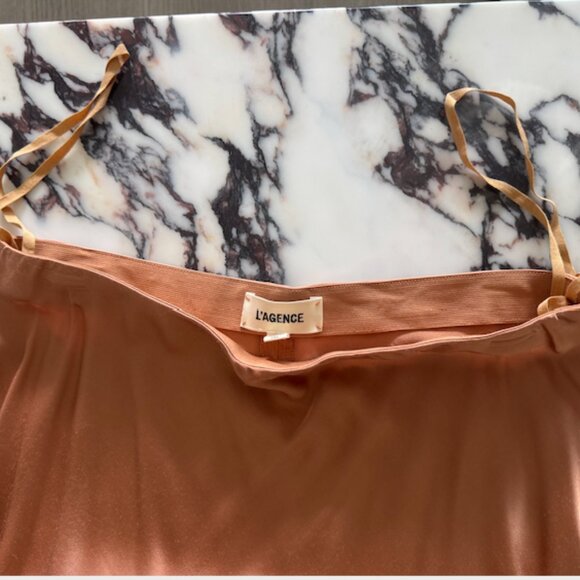 L'agence Women's Clarisa Maxi Skirt In Soft Tan. Worn once. Size S - Picture 7 of 8